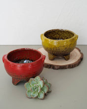 Load image into Gallery viewer, Vibrant Bowls with Feet - Hotsy Totsy Haus
