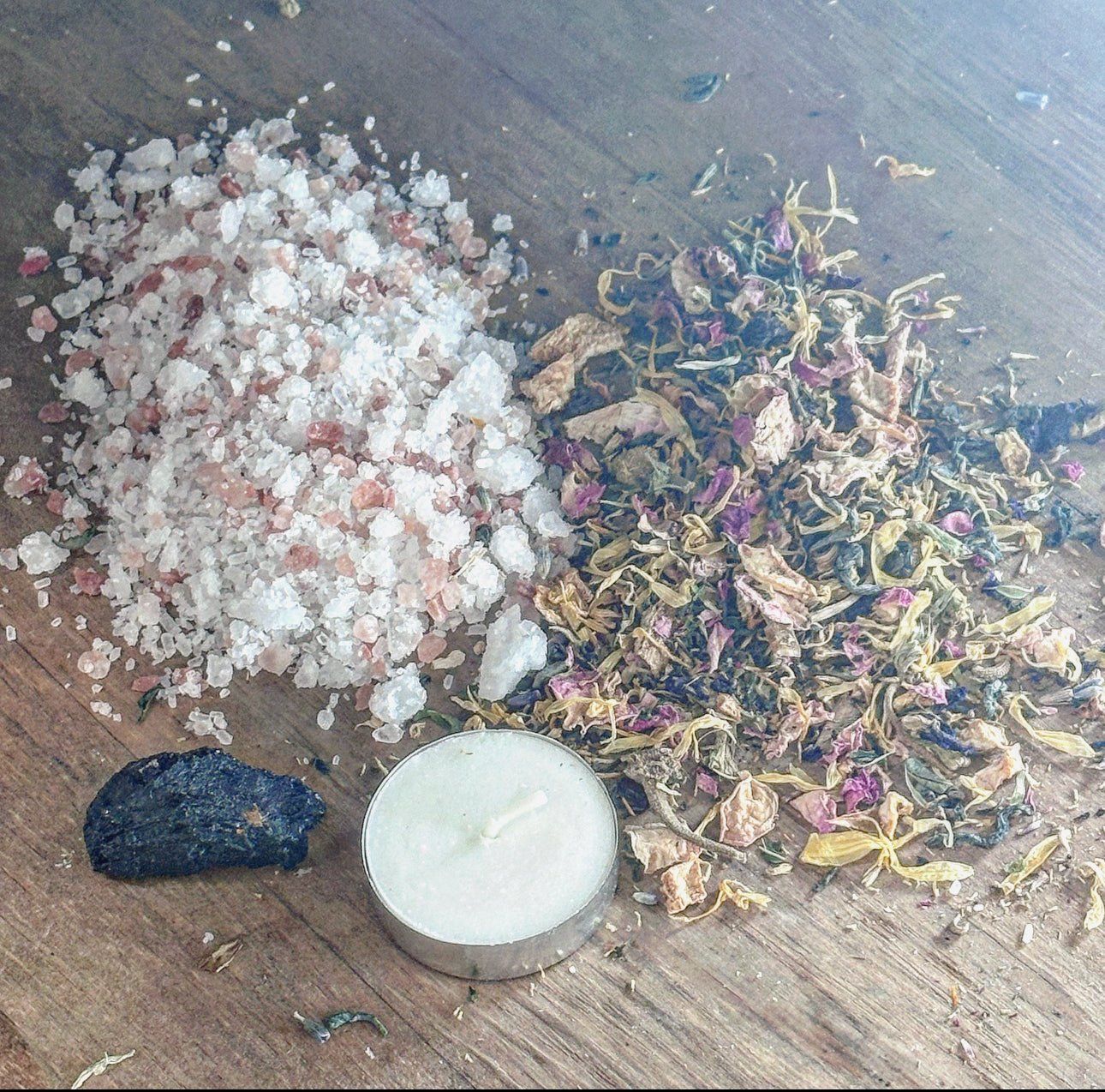 Grounding and Protection Bath Ritual Kit - Hotsy Totsy Haus